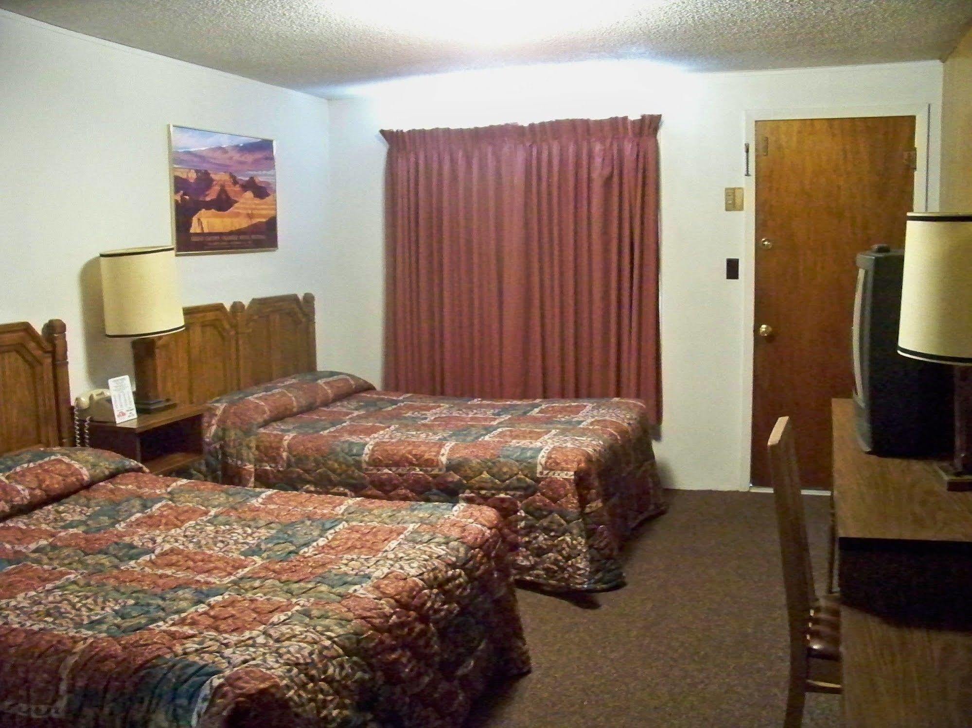 Bell'S Motor Lodge Motel - Spearfish Kültér fotó