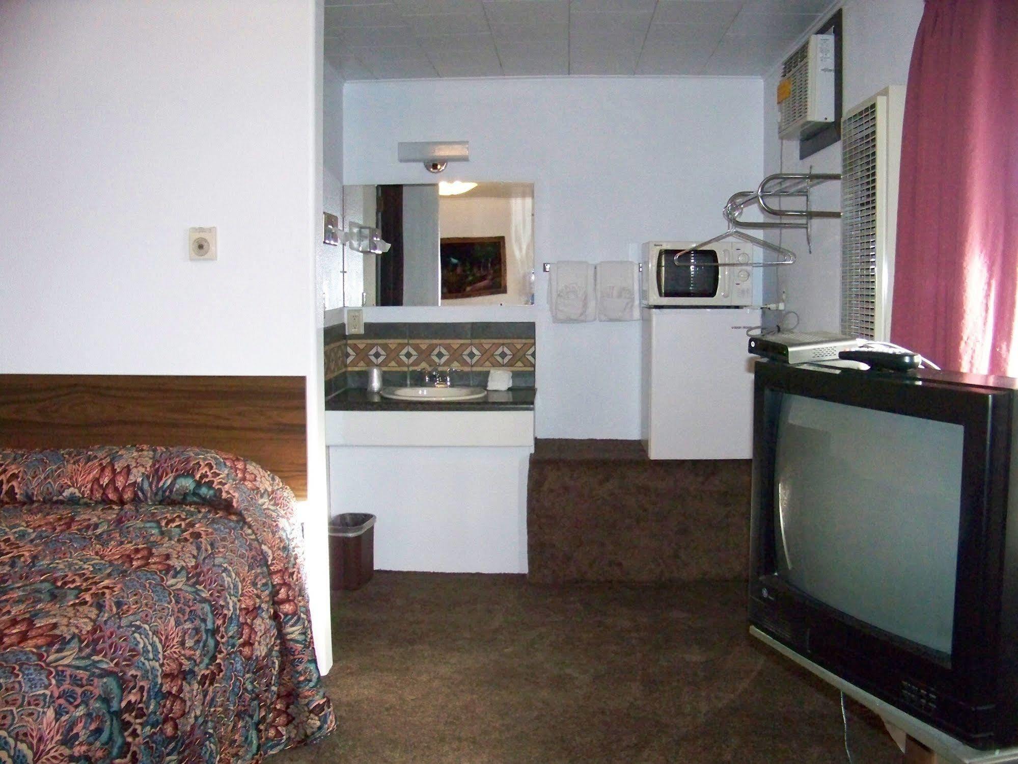 Bell'S Motor Lodge Motel - Spearfish Kültér fotó