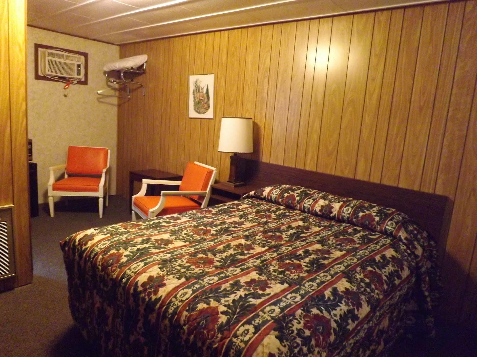 Bell'S Motor Lodge Motel - Spearfish Kültér fotó